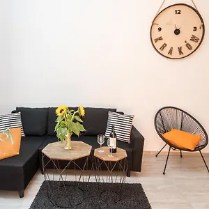Cracow Location With Garden By Cozyplace Apartament Kraków